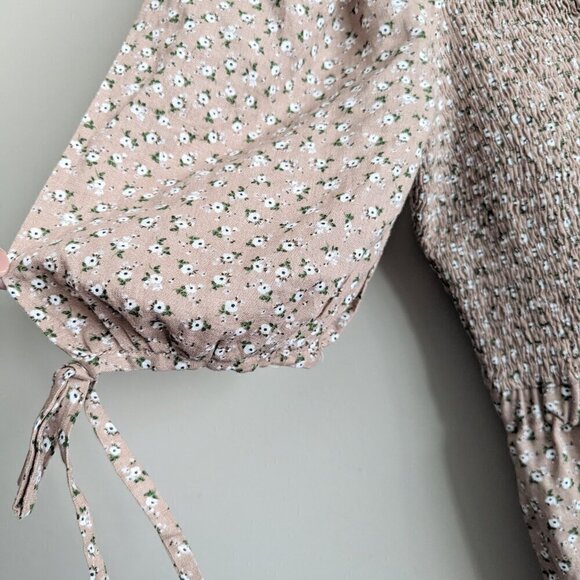 RW&Co Linen Blend Square-Neck Smocked Romper With Puffy Sleeves - Picture 7 of 9